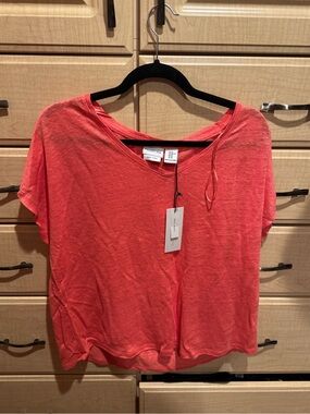 Rachel Zoe Coral V-Neck Short Sleeve Tee